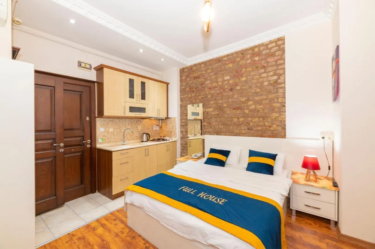 Opera House Hotel Istanbul 2*,